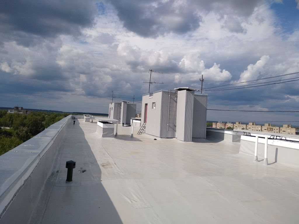 Капитальный ремонт крыши на Комиссарова, 33